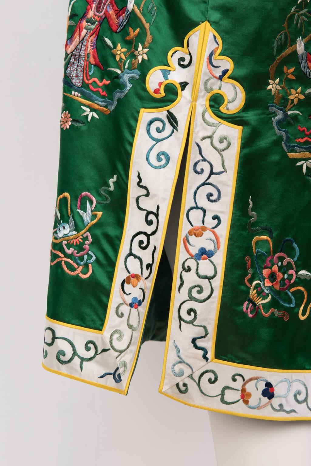 VINTAGE, Hand Embroidered Chinese Robe For Sale 1