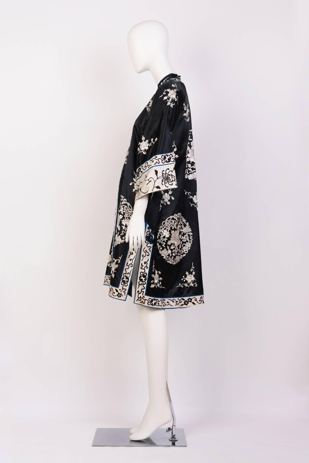 Black VINTAGE, Hand Embroidered Chinese Robe For Sale
