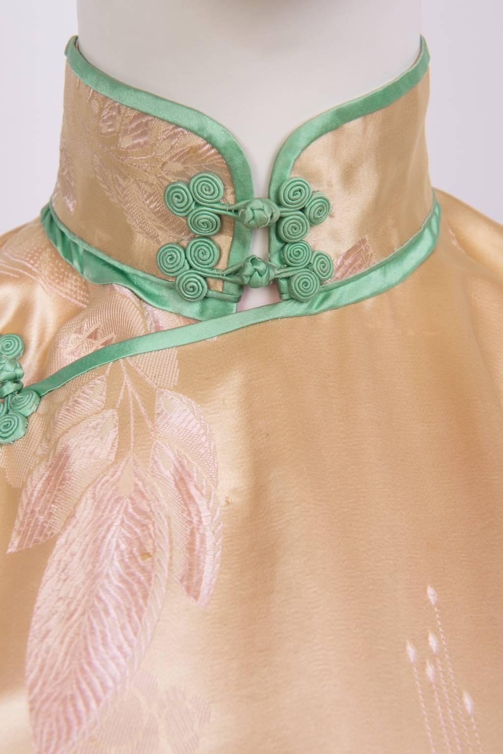 VINTAGE Peach Silk Cheongsam  1