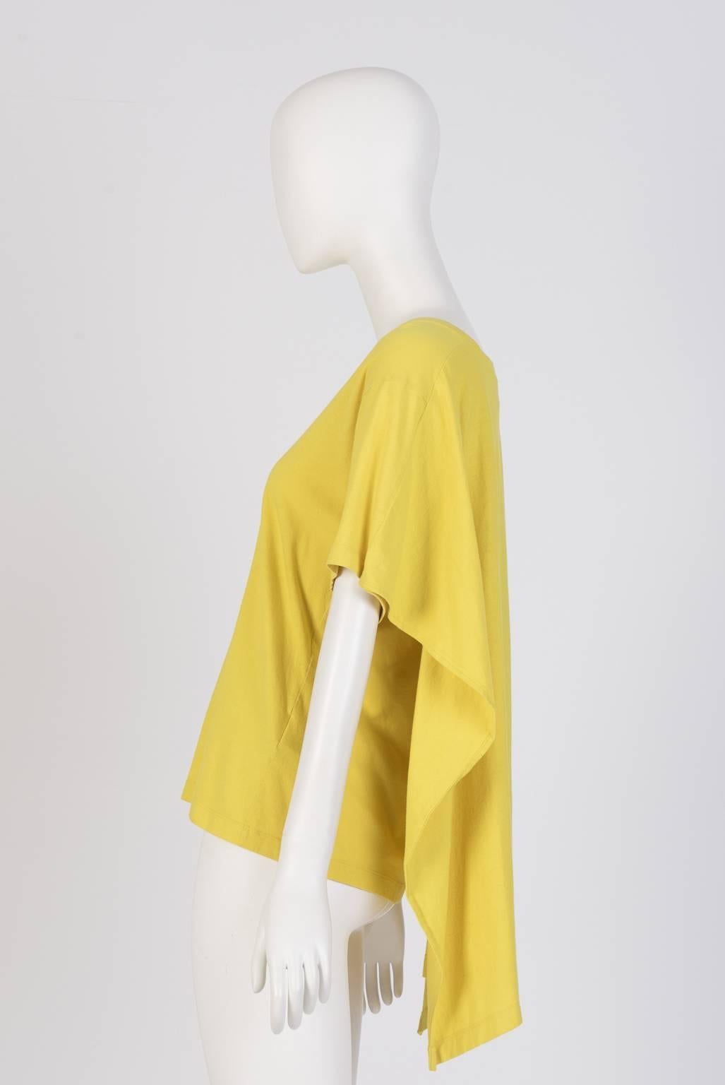 Maison Martin Margiela Yellow Cape T-Shirt In Excellent Condition For Sale In Xiamen, Fujian