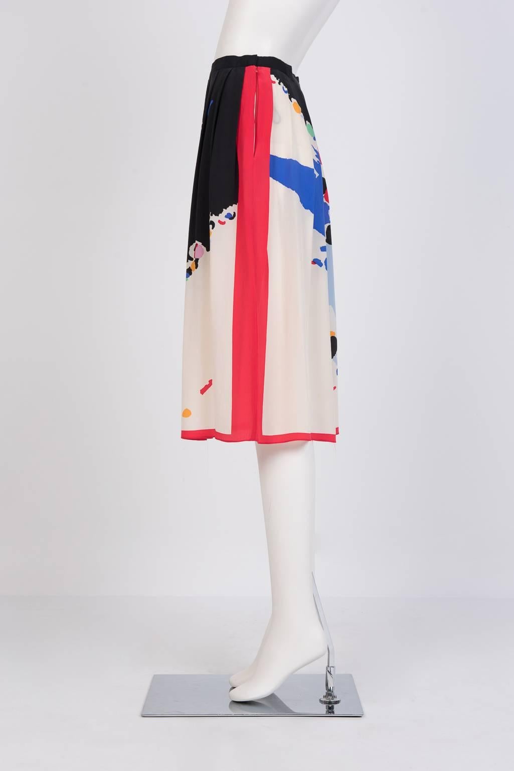 Beige Albert Nipon Silk Printed Skirt / Albert Nipon Silk Printed Scarf For Sale