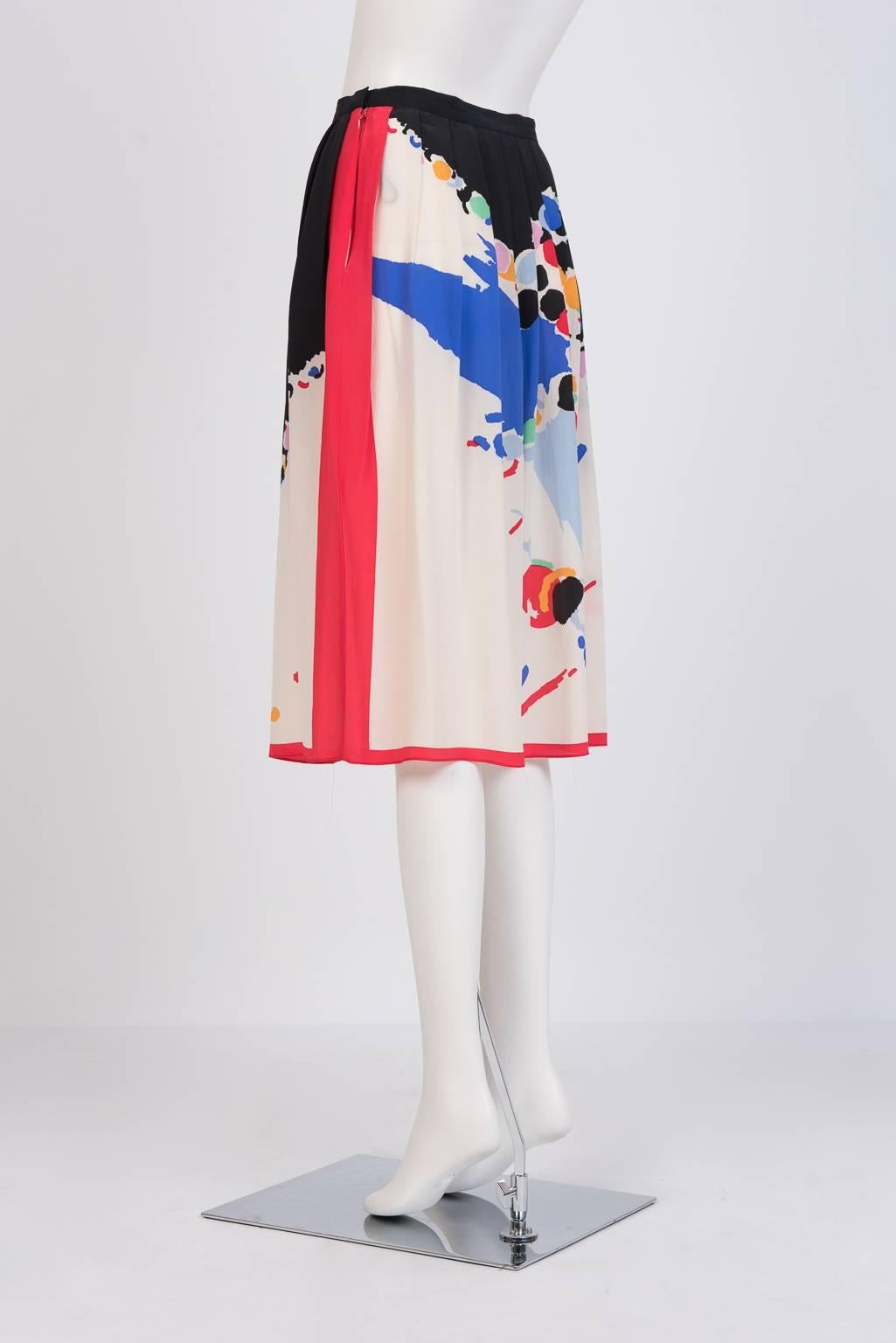 Albert Nipon Silk Printed Skirt / Albert Nipon Silk Printed Scarf In New Condition For Sale In Xiamen, Fujian
