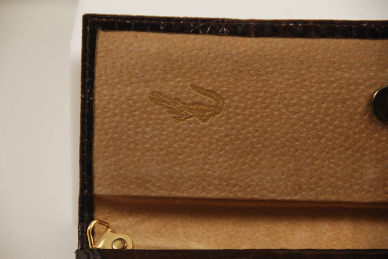 1970s Pierre Cardin Brown Alligator Clutch In Excellent Condition For Sale In New York, NY