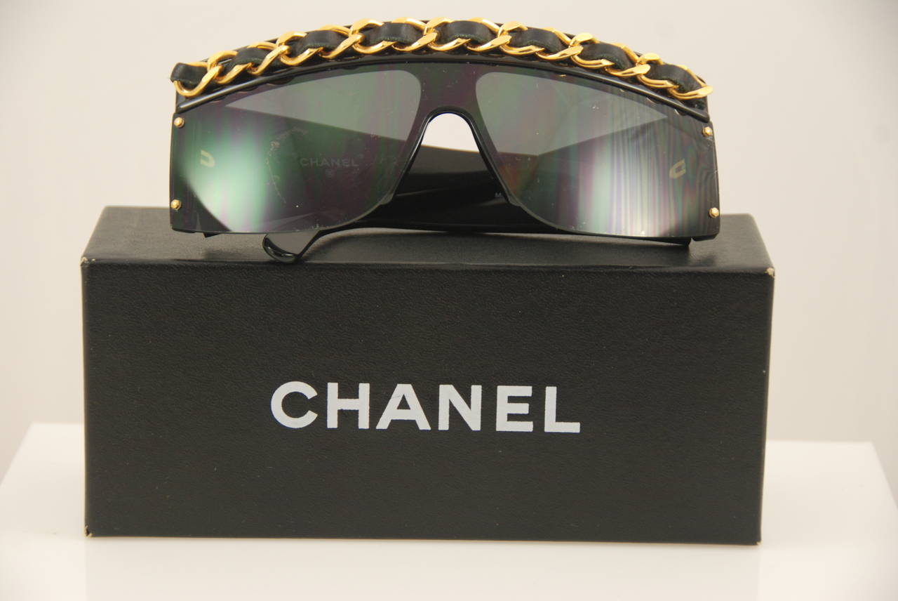 1990s Chanel Black and Gold Chain Vintage Sunglasses 1