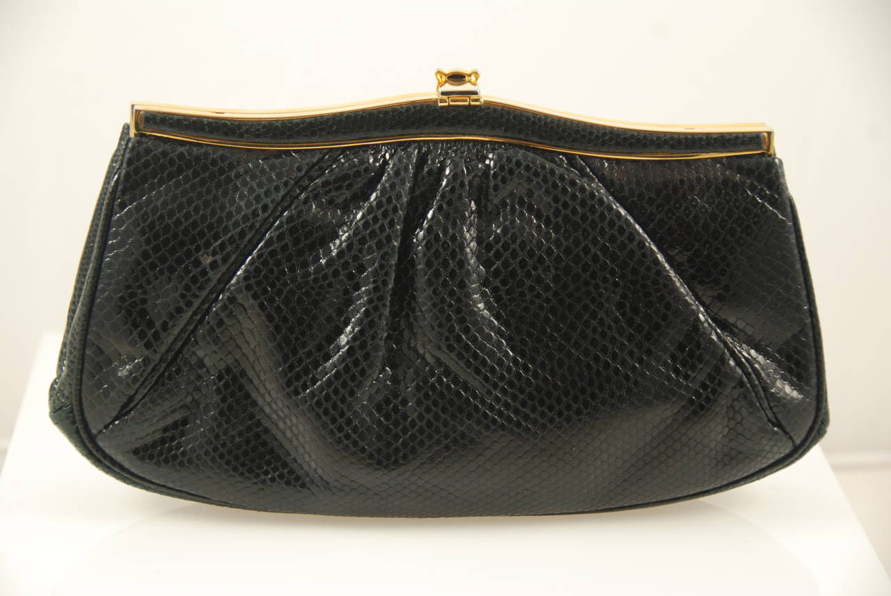 1980s Judith Leiber Black Karung Clutch with Teddy Bear Clasp In Excellent Condition For Sale In New York, NY