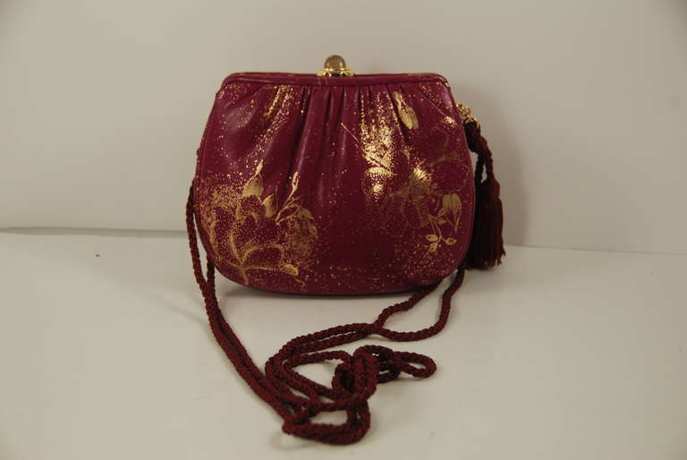 1980s Judith Leiber Magenta Leather Bag with Rutilated Quartz Clasp In Excellent Condition In New York, NY