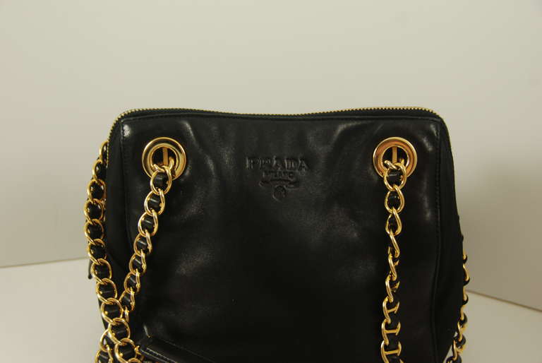 Women's Prada Black Leather Shoulder Bag For Sale