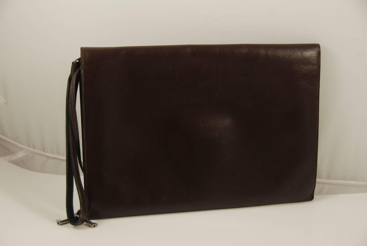 Vintage Brown Leather Hermes Small Portfolio In Excellent Condition In New York, NY
