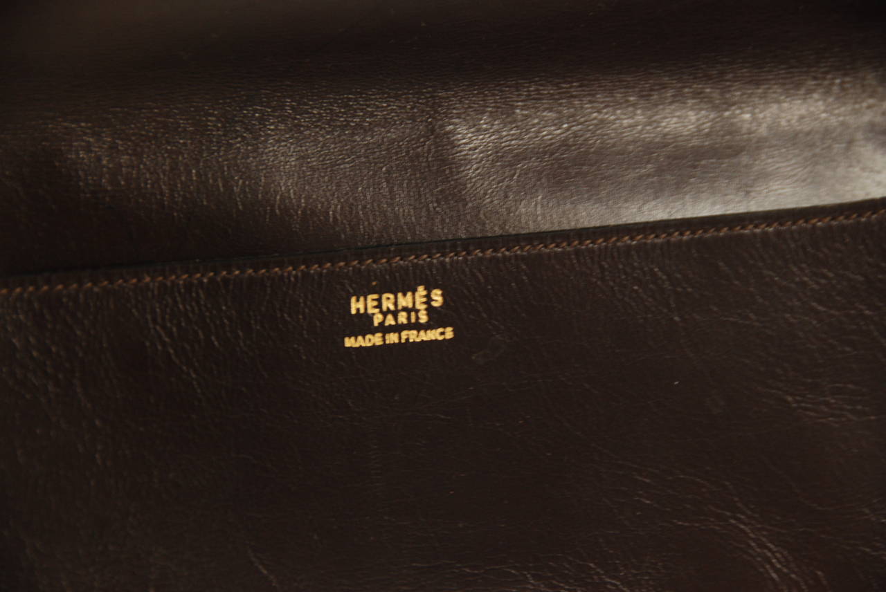 Women's or Men's Vintage Brown Leather Hermes Small Portfolio