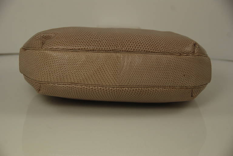 Women's 1980s Judith Leiber Tan Karung Clutch with Large Eye Clasp For Sale