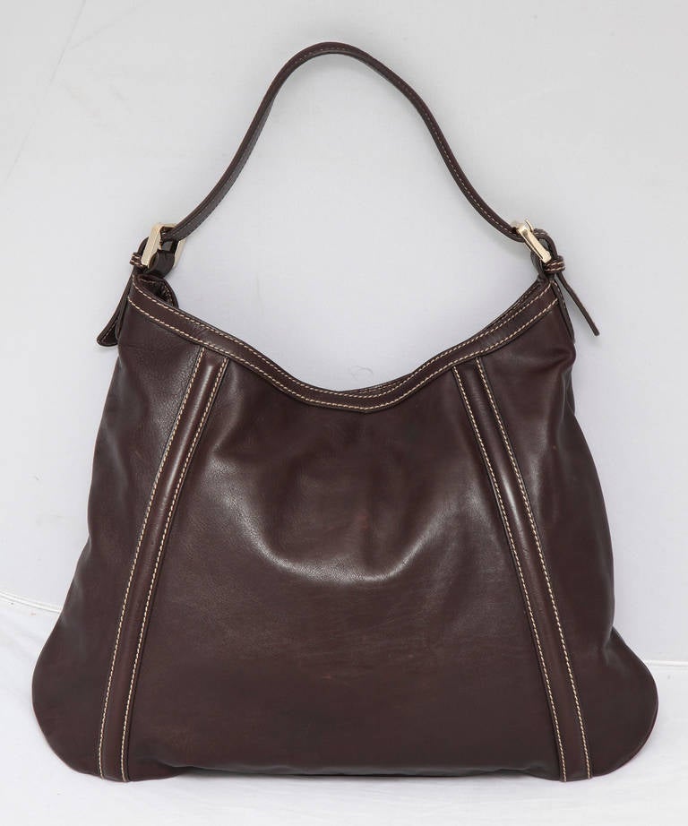 Large Gucci Brown Leather Shoulder Bag For Sale at 1stDibs