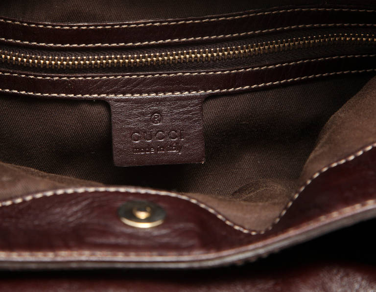 Large Gucci Brown Leather Shoulder Bag For Sale 3