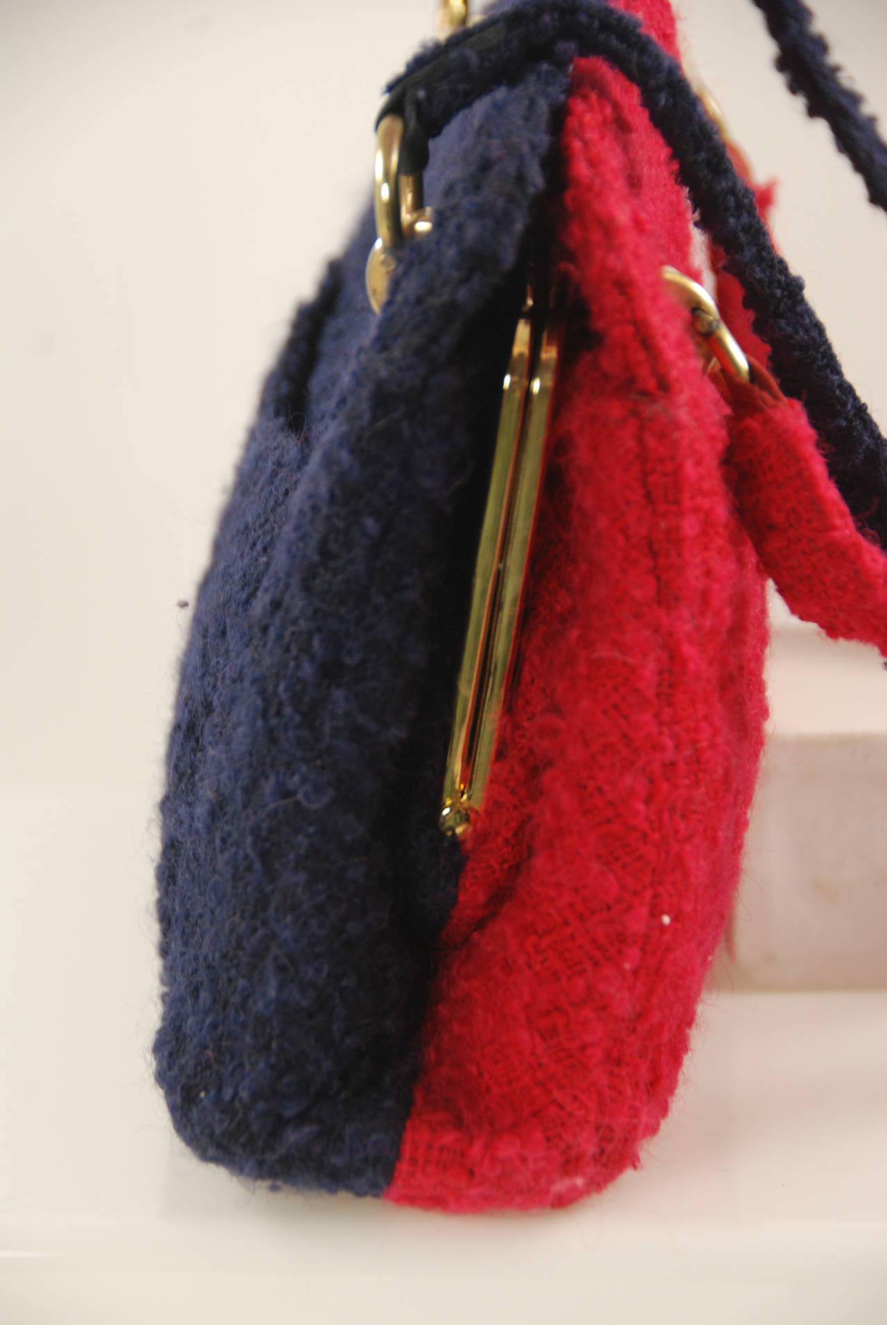 1970s Chanel Red & Blue Shoulder Bag 2