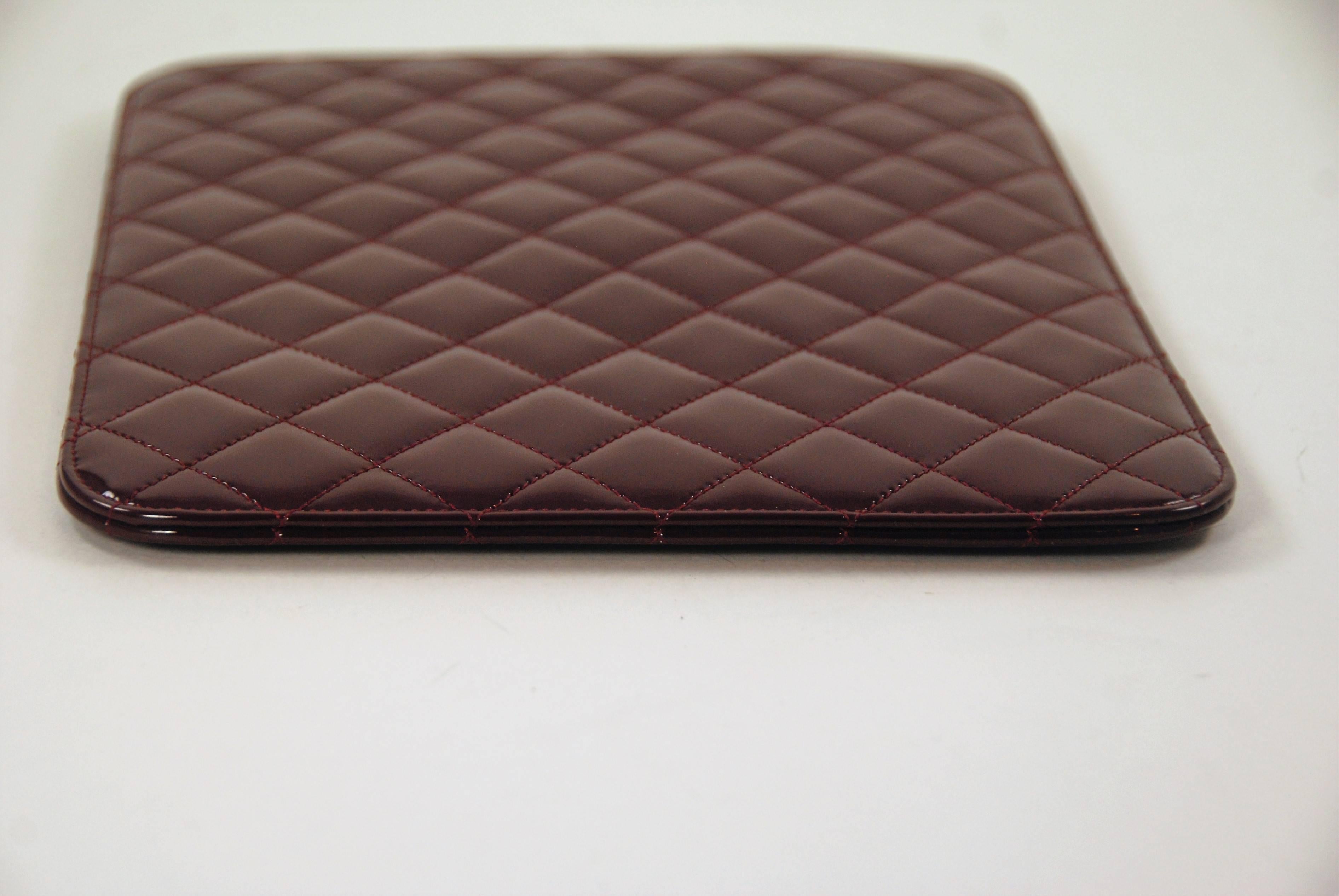 Women's or Men's 2011 Chanel Burgundy Patent Leather iPad Case For Sale