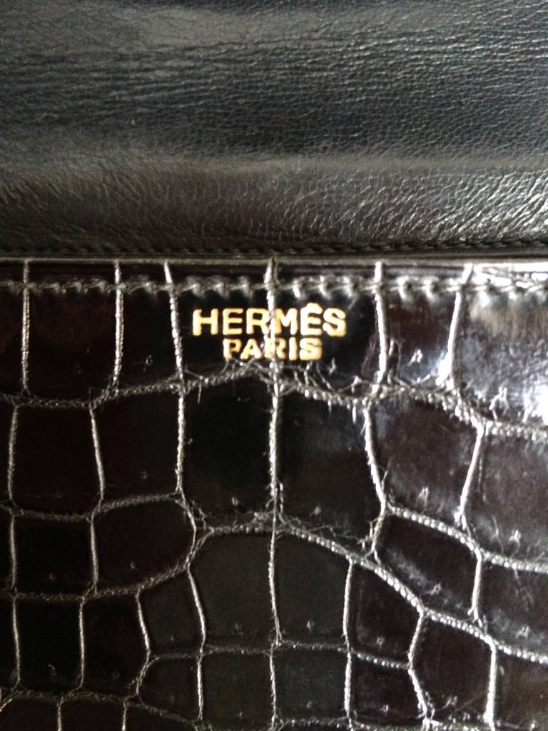 70's Hermes 23 cm Crocodile Constance Shoulder Bag 2