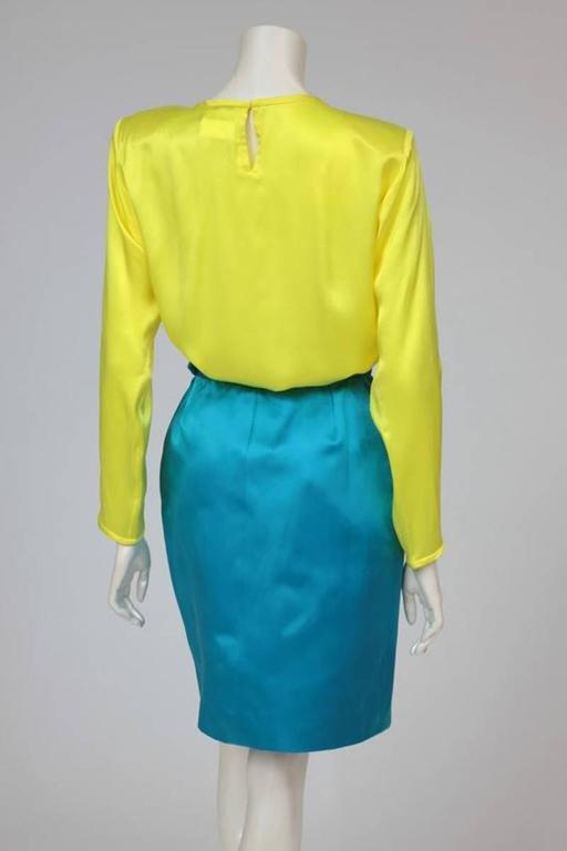 Yves Saint Laurent Neon Blue Skirt In Good Condition For Sale In Geneva, CH