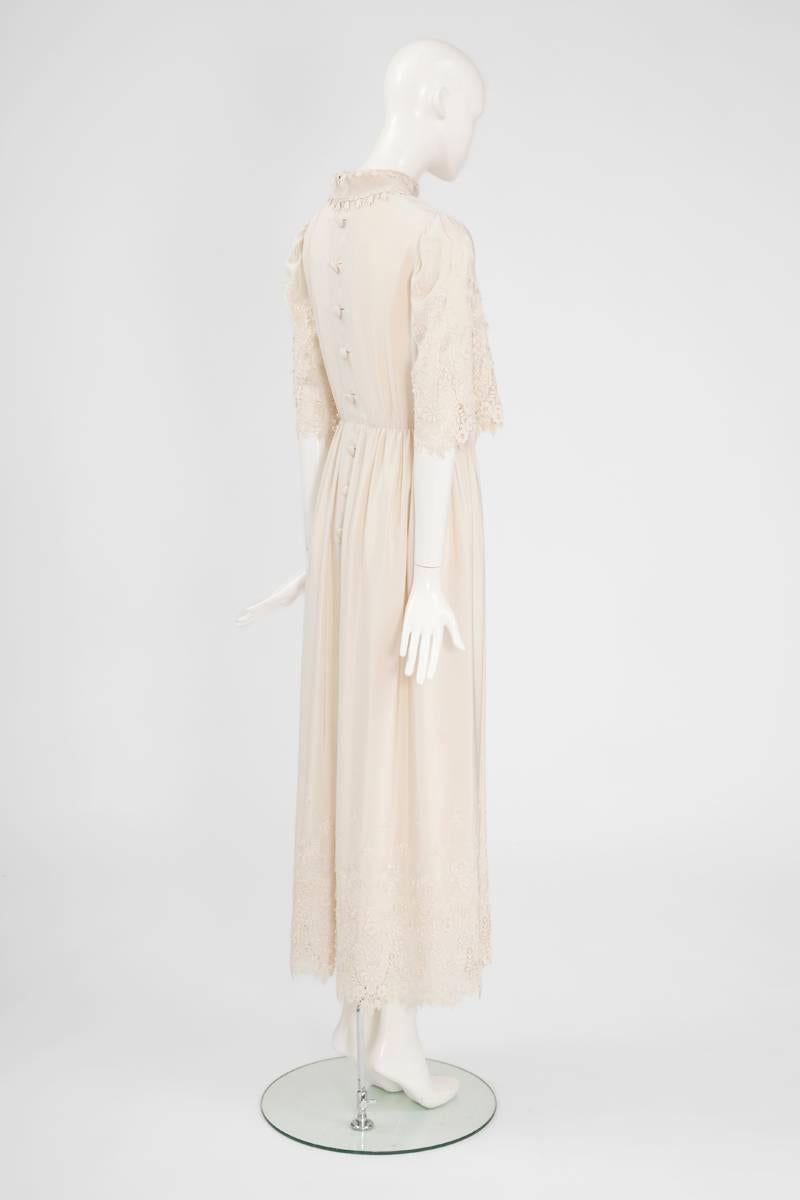 Women's Pierre Balmain Haute Couture Silk & Guipure Dress, circa 1970 For Sale