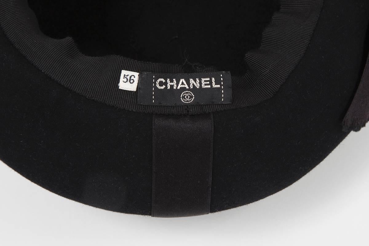 Chanel Wool-Felt Camellia Beret Hat In Excellent Condition In Geneva, CH