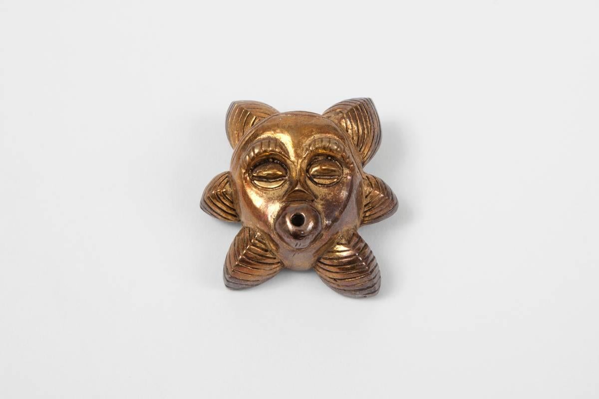 Highlight any outfit with this unusual African inspired Isabel Canovas metal brooch. “KAMBA” marked on the back together with Isabel Canovas signature. A great find for all jewelry collectors ! 
