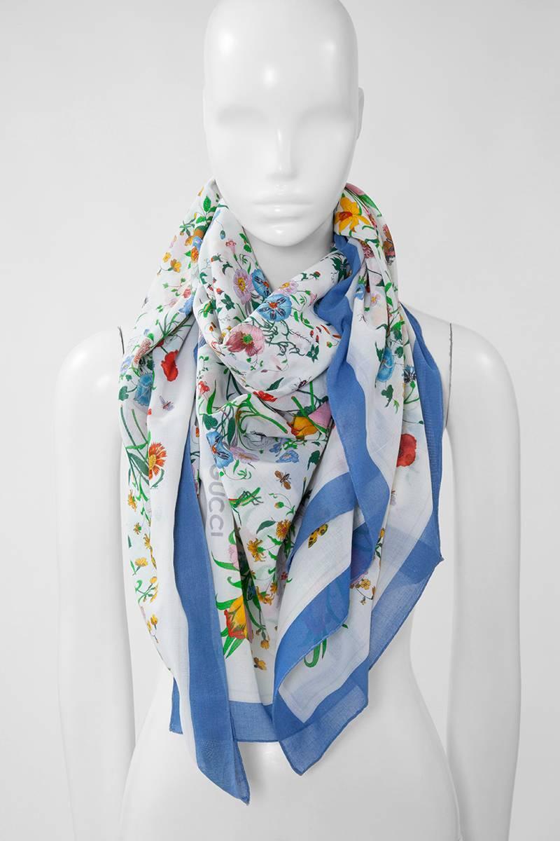 Wonderful early 70’s large Gucci light cotton stole beautifully patterned with the iconic “Flora” print. Designed by artist Vittorio Accornero, this legendary print was originally commissioned by Rodolfo Gucci to create an original scarf to be given
