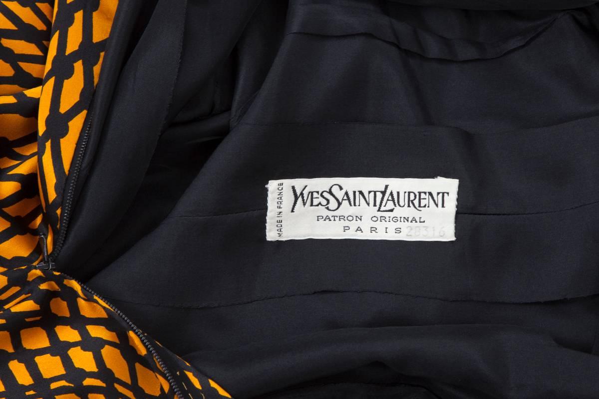 Yves Saint Laurent - Robe de soirée originale patron en vente 5