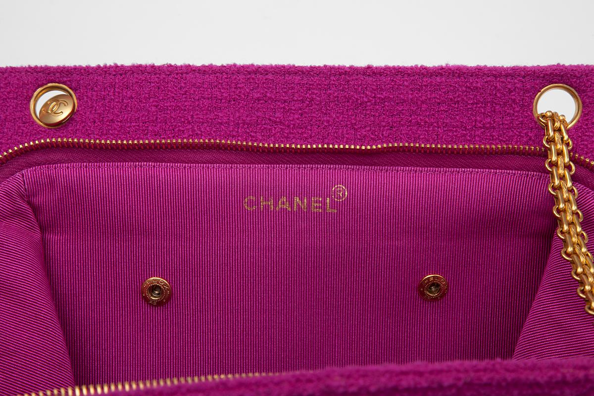 Chanel Tweed Shoulder Bag, Spring-Summer 1994  2