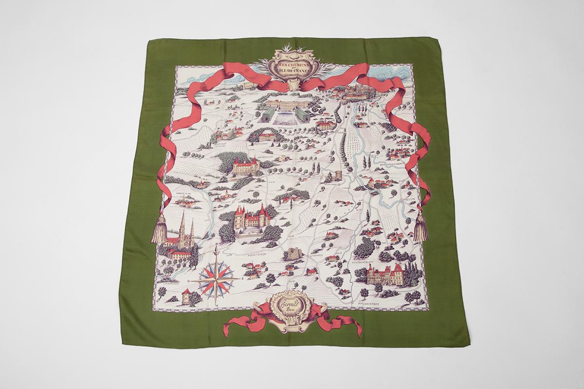 Very rare Hermès “Les Chemins de l’Île-de-France” silk twill Carré scarf. Signed by Françoise de la Perrière and issued in 1953, this « legendary French Châteaux » design remains an “one-of-a-kind” Carré scarf for any serious Hermès collector.