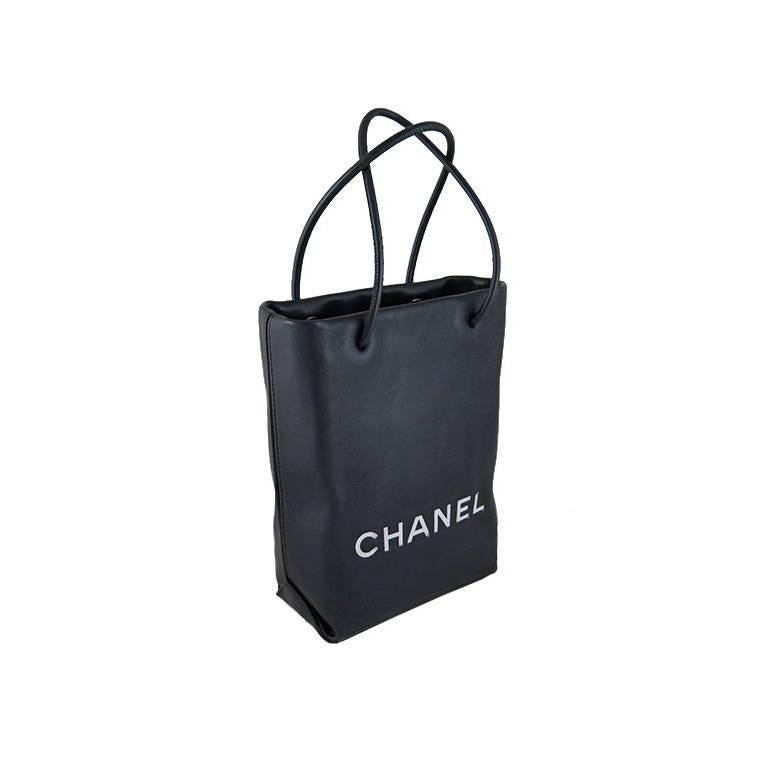Chanel Black Lambskin Seasonal Rue Cambon Tote Bag For Sale