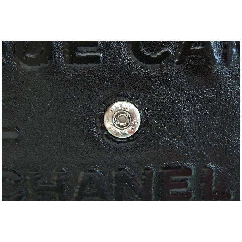 Women's Chanel Black Lambskin Unlimited Maxi Jumbo Reissue Double Flap Shoulder Bag For Sale