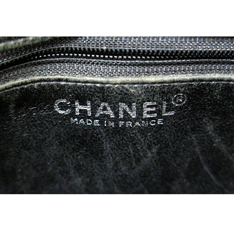 chanel caviar shoulder bag