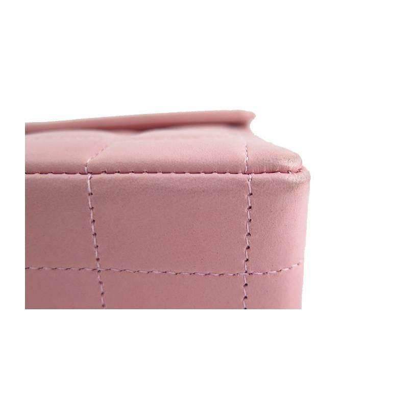 Chanel Pink Lambskin E/w East West Baguette Flap Clutch Bag For Sale 1