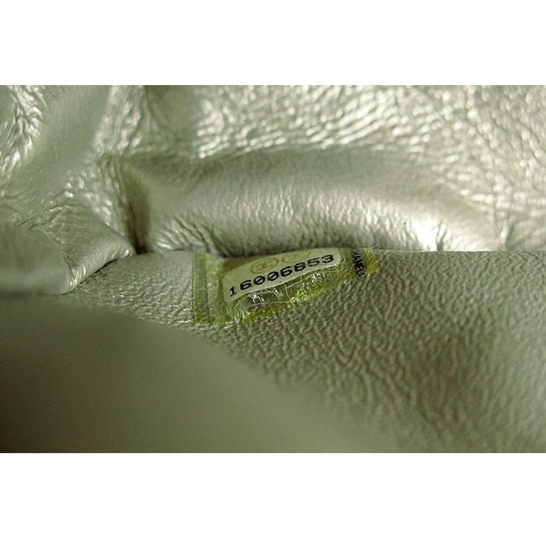 Chanel Reissue Silver Iridescent Calfskin 10 inch Medium Clutch For Sale 3