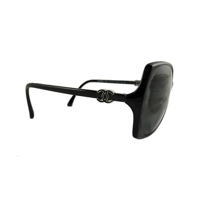 Women's or Men's Chanel Black Silver CC Sunglasses Shades