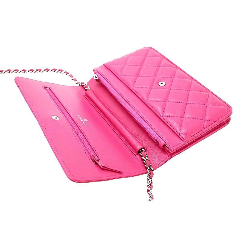 Chanel Pink Lambskin WOC Wallet on Chain 3way Crossbody Purse Bag In Excellent Condition For Sale In Singapore, SG