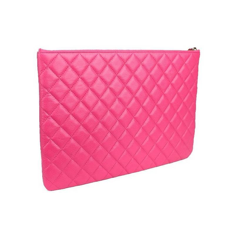 This piece comes complete with original Chanel box and dustbag. Highly sought after pink colour in caviar leather! Caviar leather is more durable and resistant than lambskin leather. Serial number is intact. There is some light scratch/stain on one