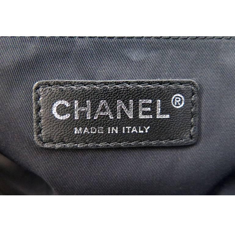 Women's Chanel Biarritz Jumbo Large Black Nylon Shopping Tote Bag For Sale