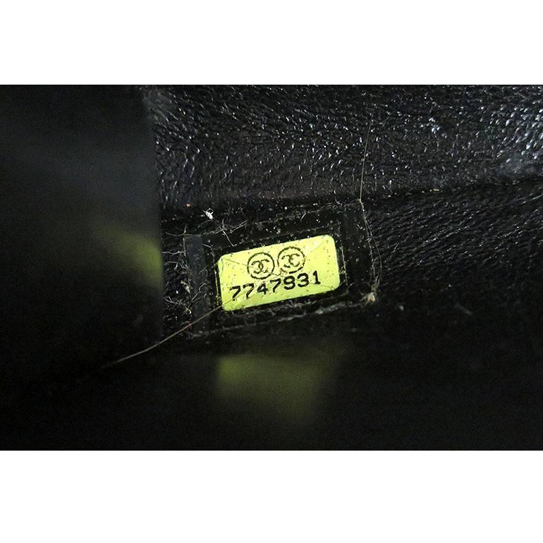 Chanel CC Mirror Black Patent Medium Evening Clutch Bag For Sale 6