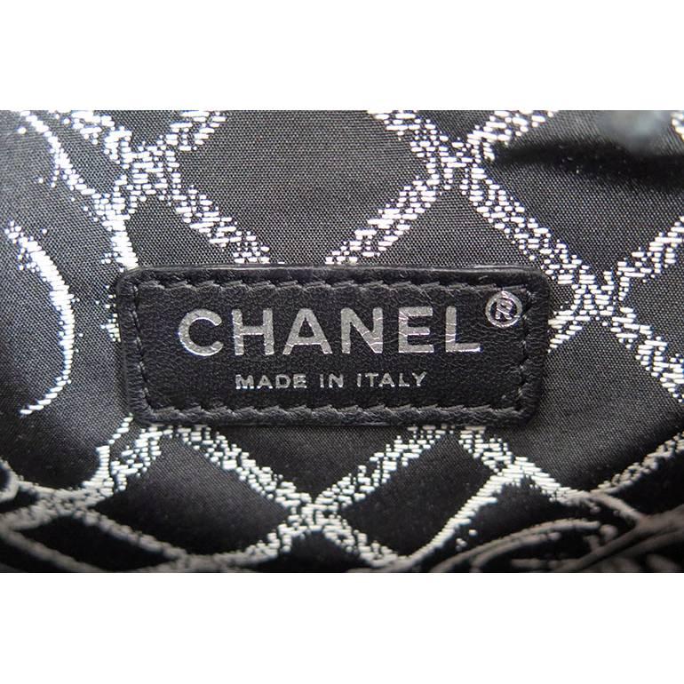 Chanel Black Lambskin Seasonal Rue Cambon Tote Bag In Excellent Condition For Sale In Singapore, SG