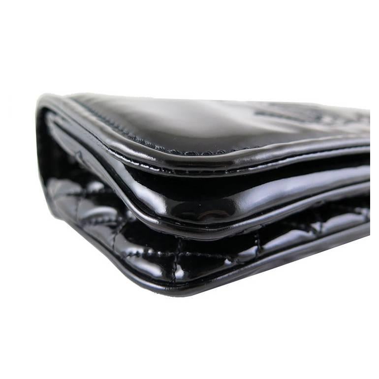 Chanel Black Patent Cc Medium Flap Shoulder Bag For Sale 3