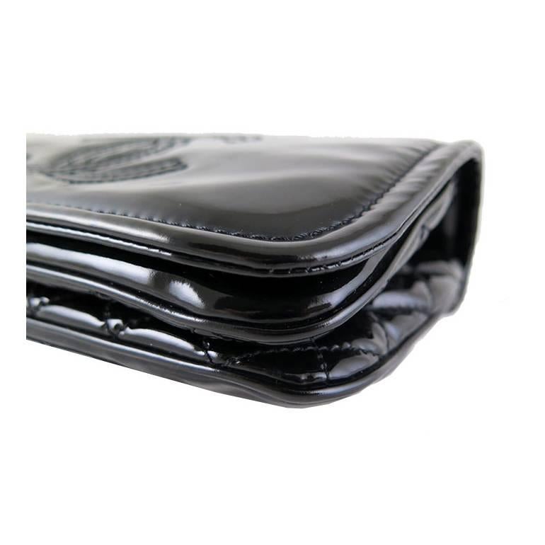 Chanel Black Patent Cc Medium Flap Shoulder Bag For Sale 4