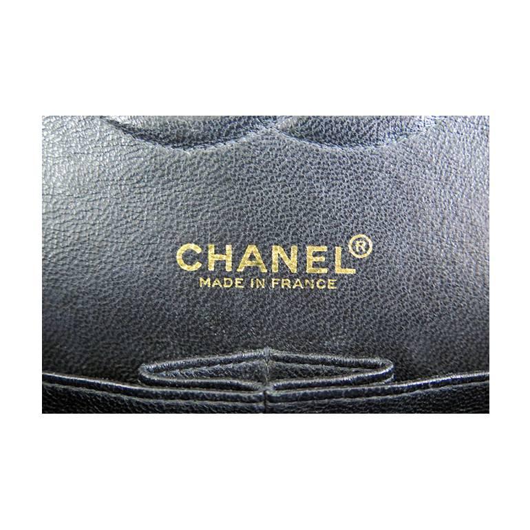 Chanel Black Caviar 10inch Medium 2.55 Classic Double Flap Bag For Sale 3