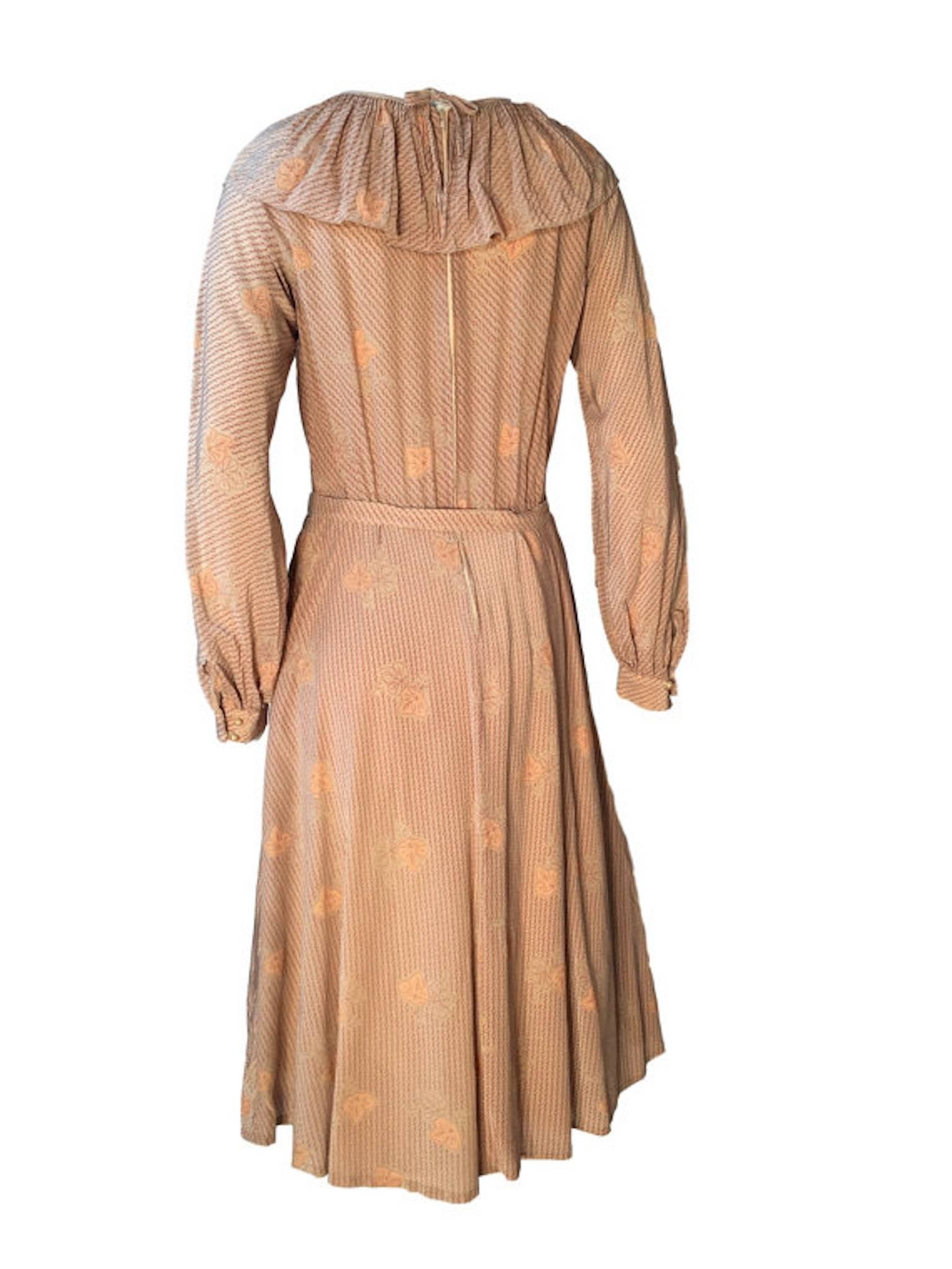Brown Chloe Vintage 1970s 100% Silk Floral Pleated Neck Dress