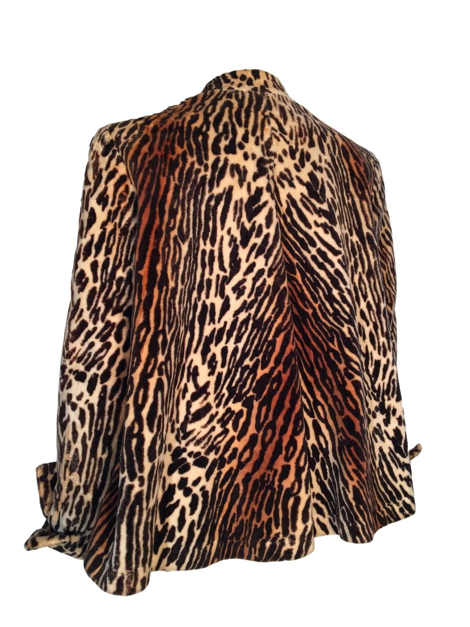 Black 1950s 60s Vintage Faux Leopard Fur Swing Jacket Structured Shoulders Rebere