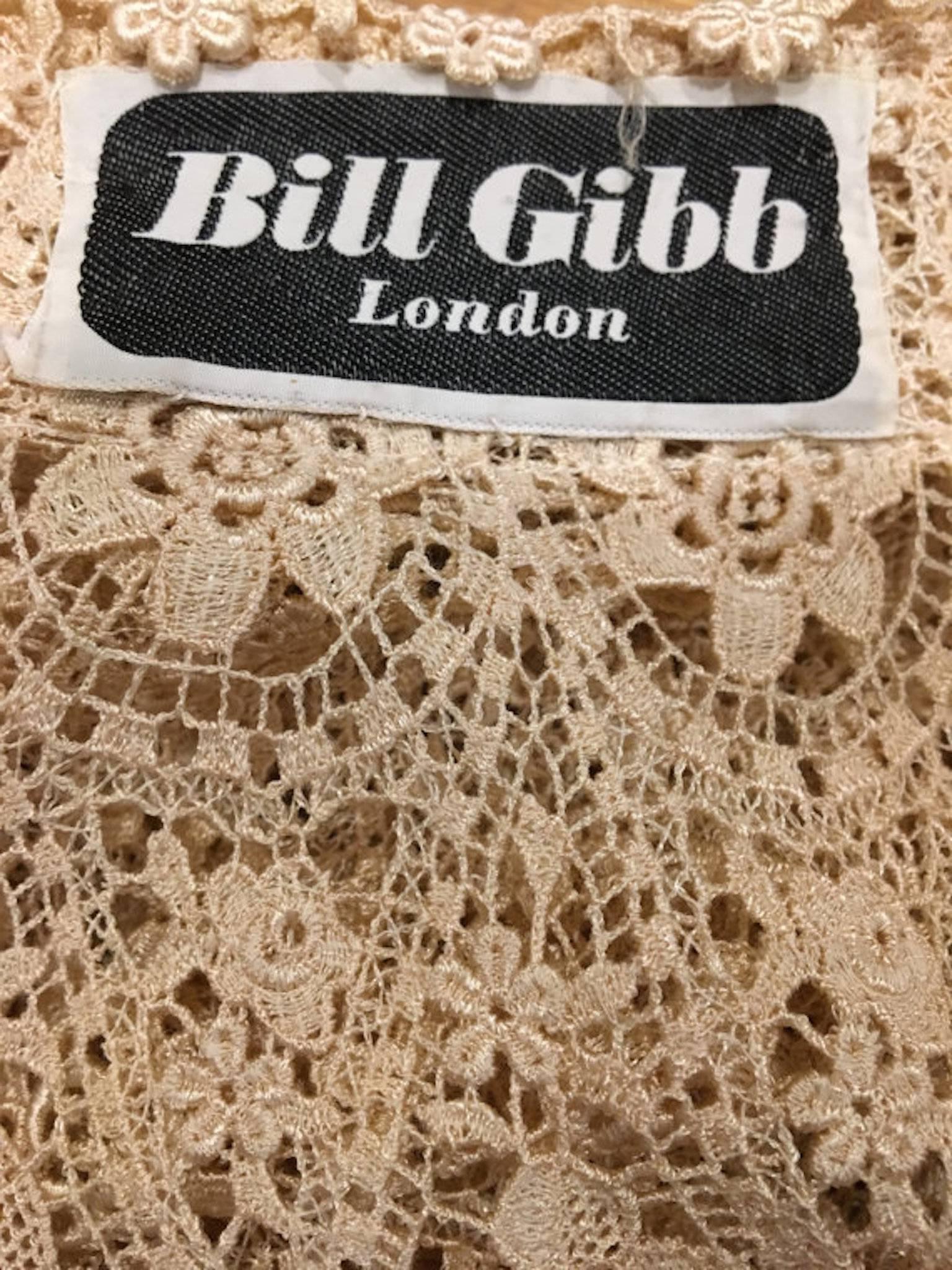 Bill Gibb 1970s Vintage Ecru Floral Scalloped Lace Jacket 8 10 UK In Excellent Condition For Sale In Portsmouth, Hampshire