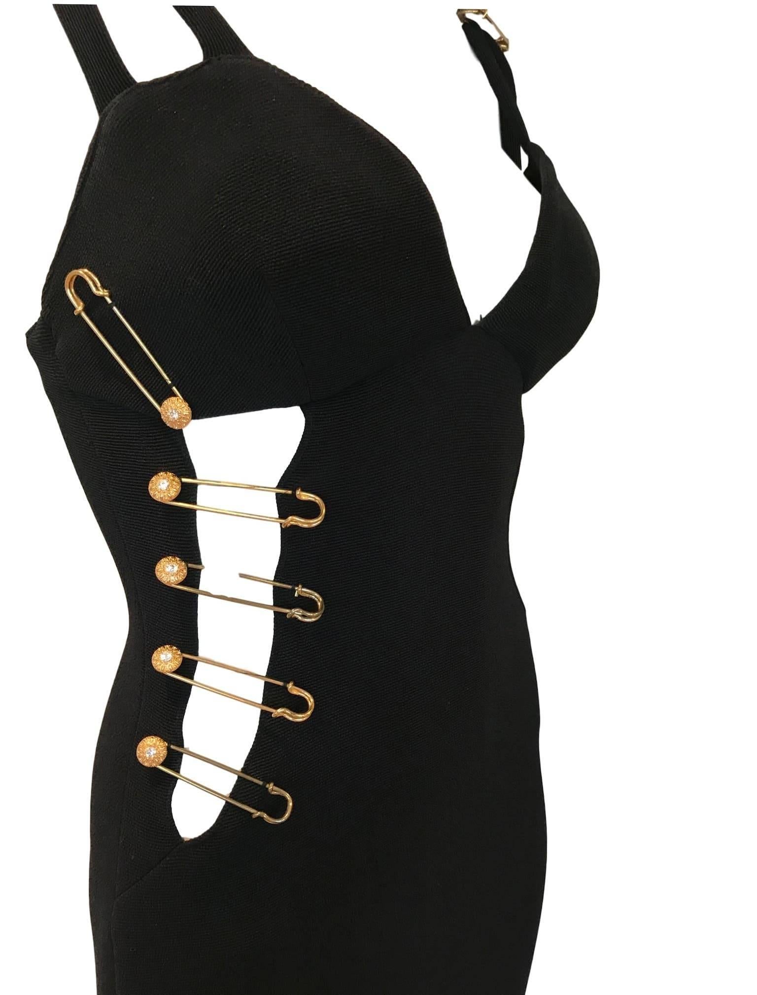 liz hurley dress 1994
