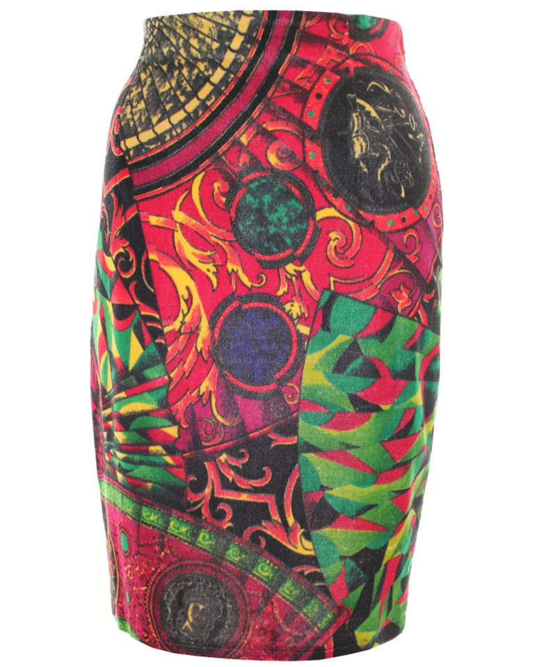 Gianni Versace velvet fantasy print skirt from the Autumn/Winter 1990 collection.

Marked an Italian 46.

Manufacturer- B.V.M. Italia S.p.a.