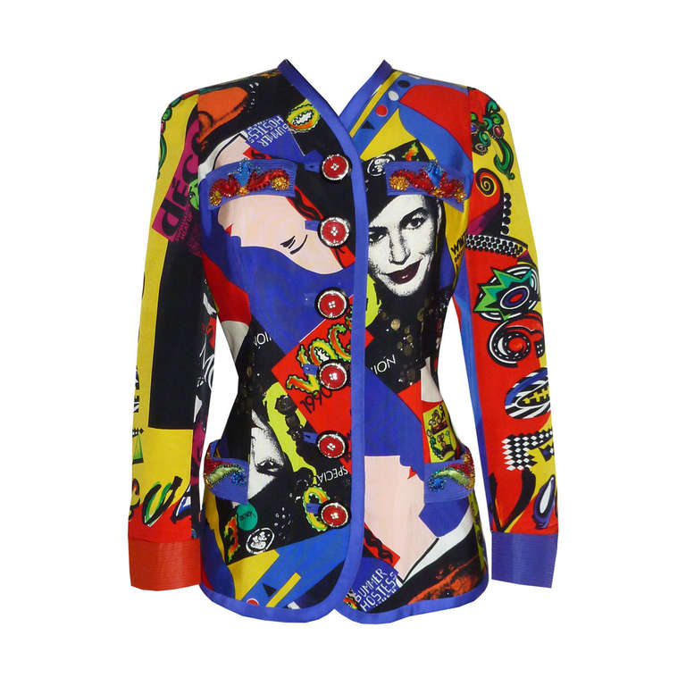 Important Gianni Versace Vogue Print Silk Jacket Spring 1991 For Sale