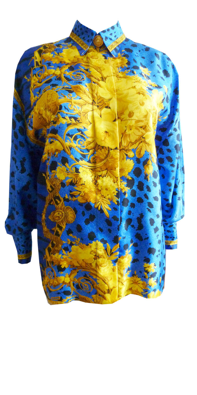 Gianni Versace Baroque Leopard Print Silk Blouse Autumn/Winter 1992 In Excellent Condition For Sale In W1, GB