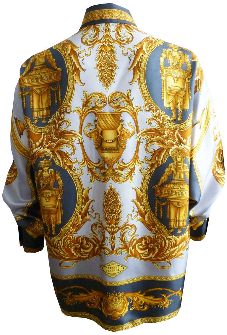 Gianni Versace Couture Baroque print silk blouse from the Autumn/Winter 1992 collection.

Marked an Italian 40.

Manufacturer - Alias S.p.a.

Fabric content - 100% silk