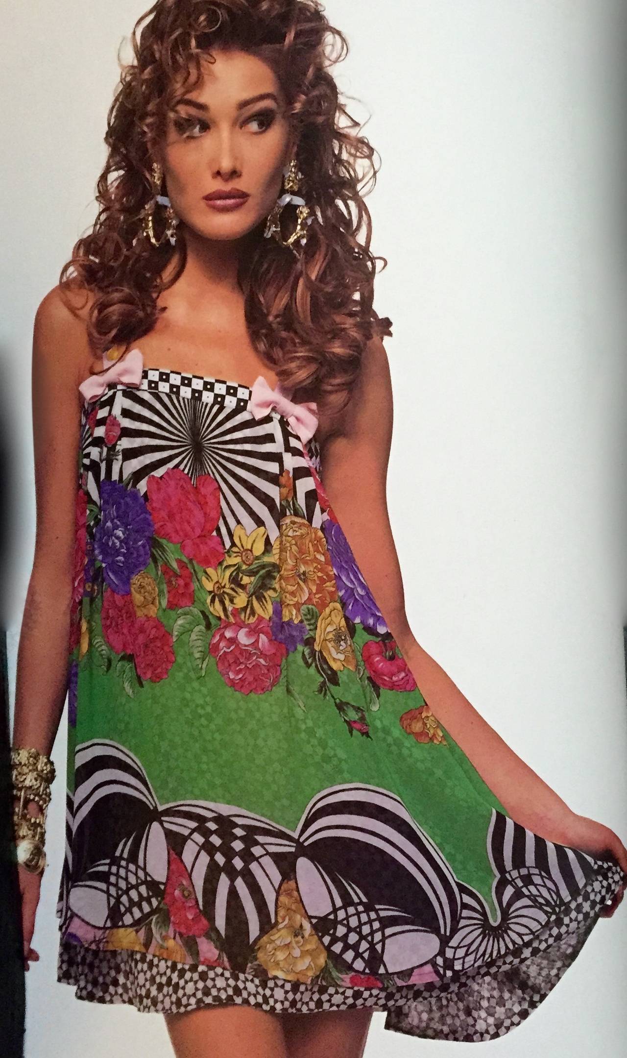 Gianni Versace Versus Babydoll Dress Spring 1992 In Excellent Condition For Sale In W1, GB
